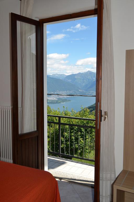 Albergo Diana Tronzano Lago Maggiore Zimmer foto