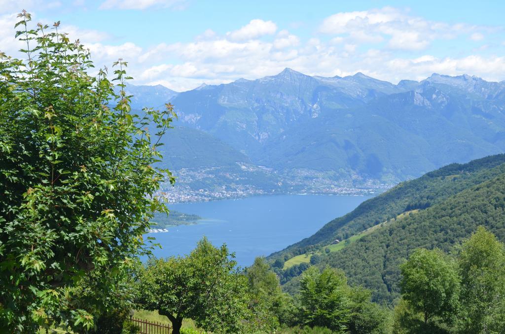 Albergo Diana Tronzano Lago Maggiore Exterior foto